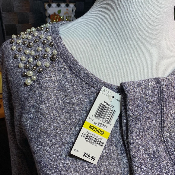 Woman’s dress blouse size medium - Picture 3 of 6